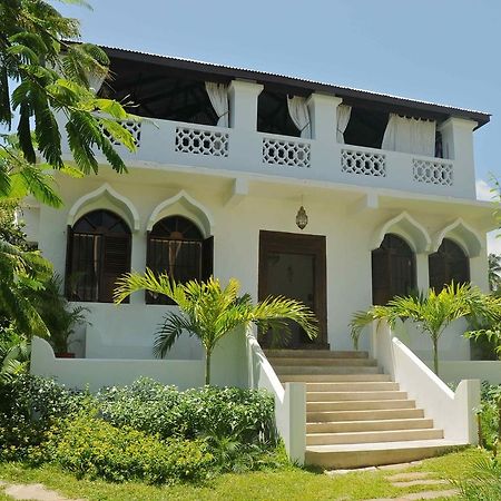 マリンディ Swahili House Bed & Breakfast エクステリア 写真