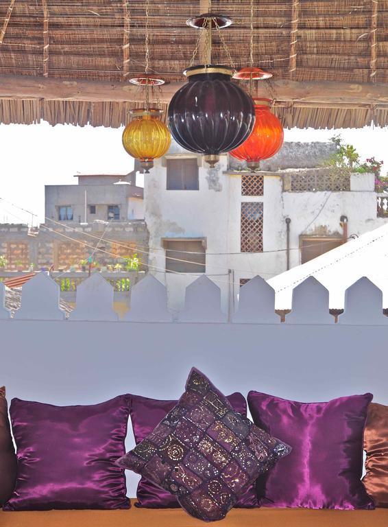 マリンディ Swahili House Bed & Breakfast エクステリア 写真