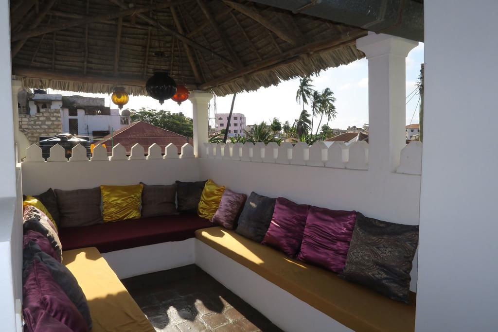 マリンディ Swahili House Bed & Breakfast エクステリア 写真
